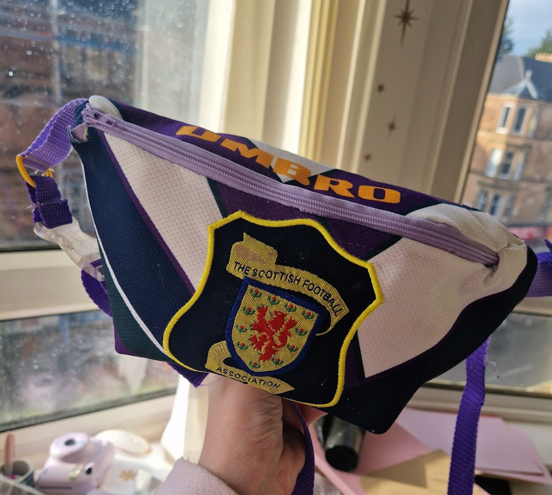 Custom shirt bumbag