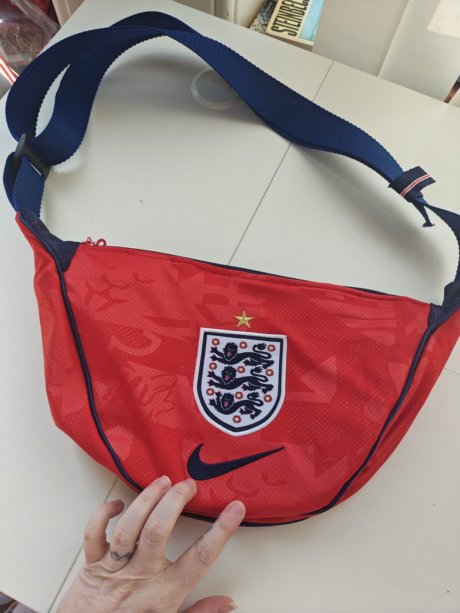 England Red Shirt Bag